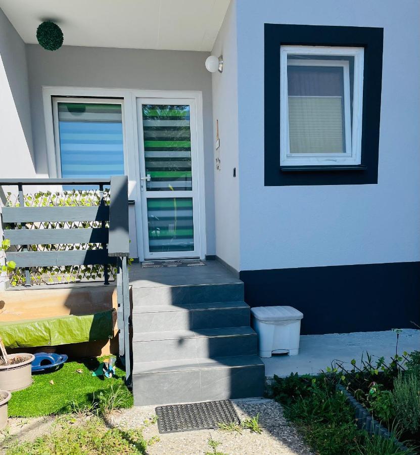 Wehr Orchidee Apartment Ngoại thất bức ảnh
